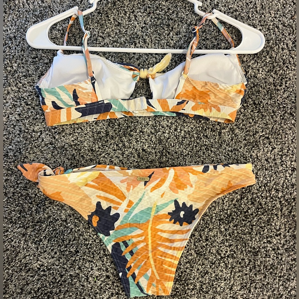 Nwot Roxy Bikini - image 2